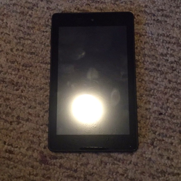 Amazon iPad - Picture 1 of 2